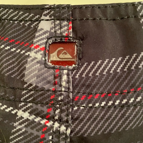 Quicksilver swim trunks - Picture 5 of 5